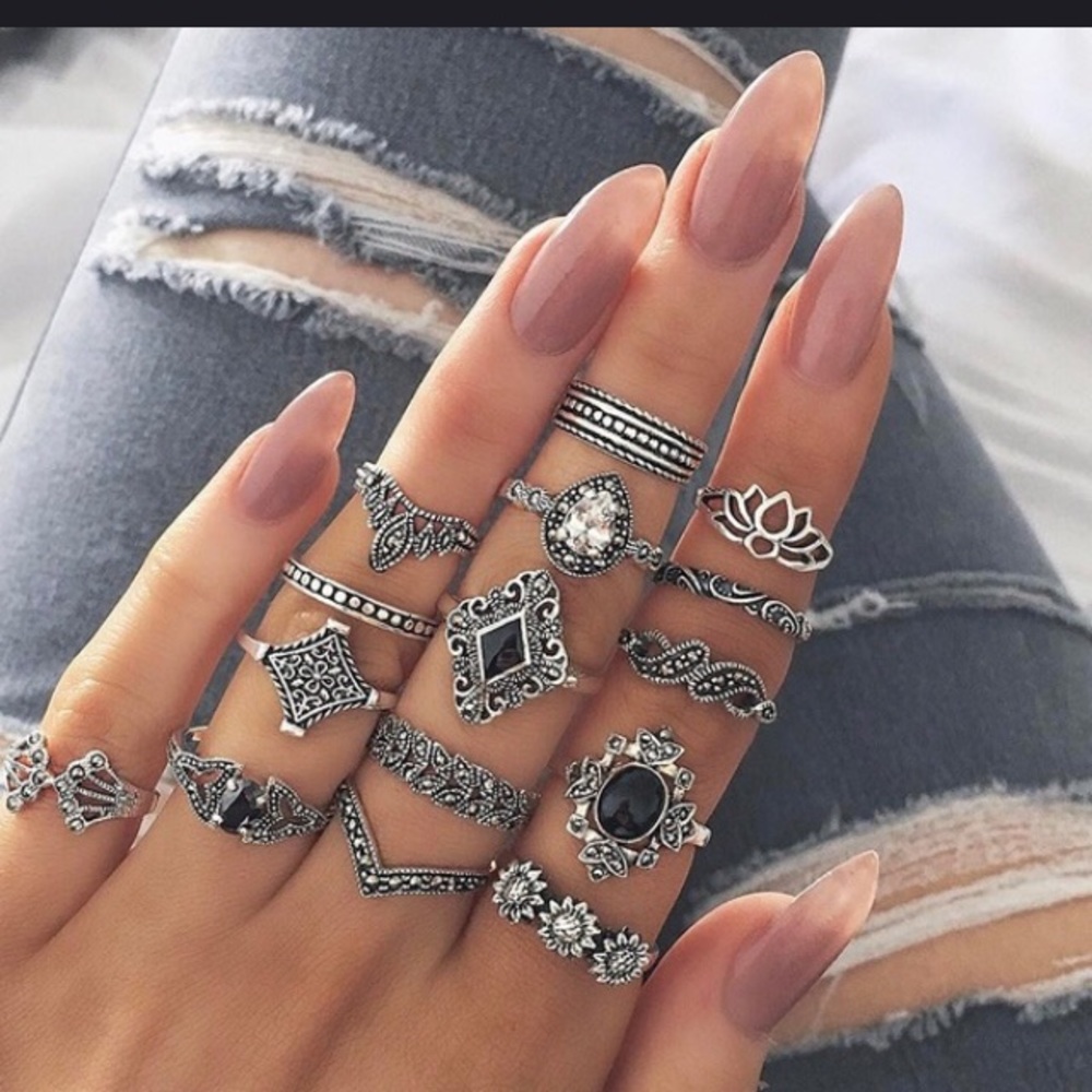❤️❤️❤️❤️❤️15 PIECE RING SET